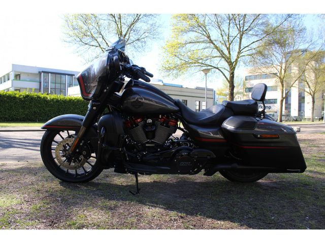 harley-davidson - street-glide-cvo-flhxse