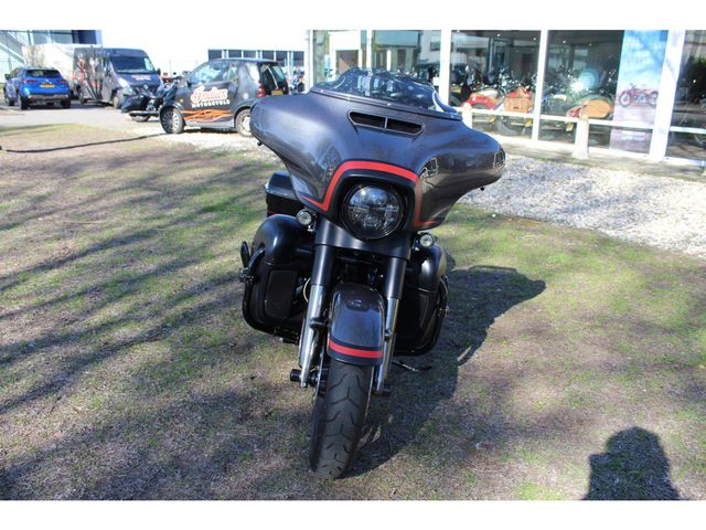 harley-davidson - street-glide-cvo-flhxse