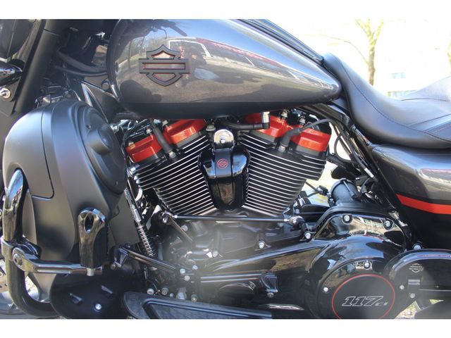 harley-davidson - street-glide-cvo-flhxse