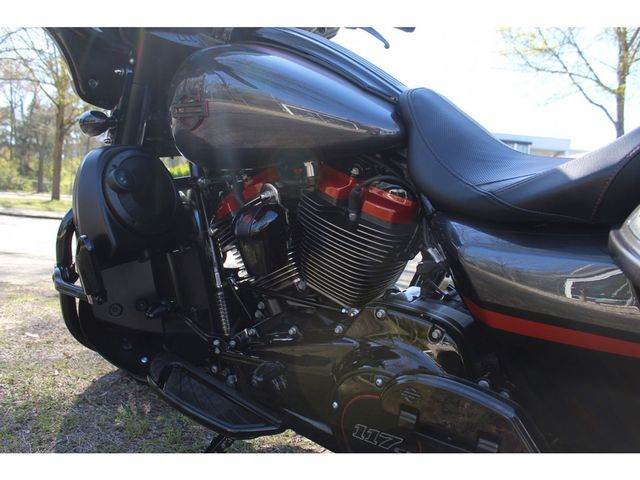 harley-davidson - street-glide-cvo-flhxse