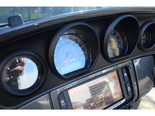 harley-davidson - street-glide-cvo-flhxse