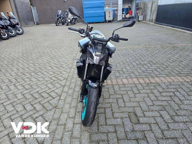 yamaha - mt-09-y-amt