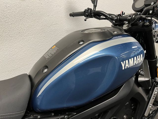 yamaha - xsr-900-abs
