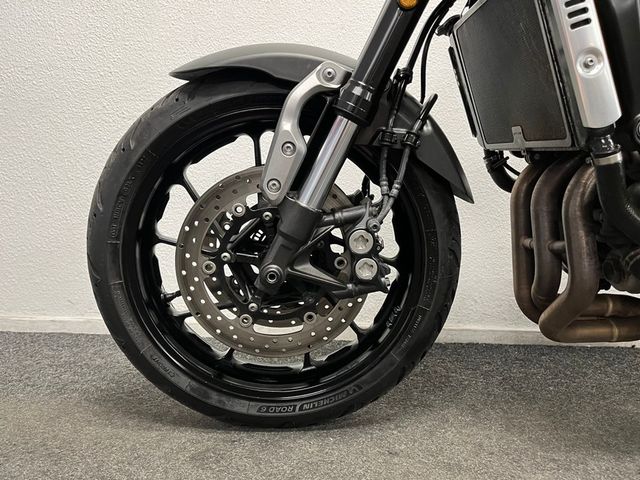 yamaha - xsr-900-abs