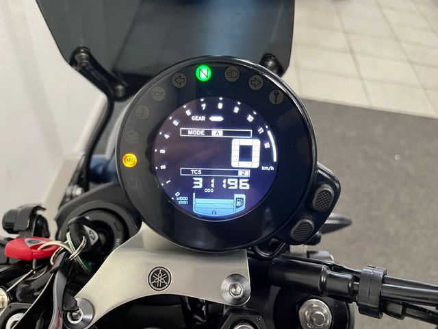 yamaha - xsr-900-abs