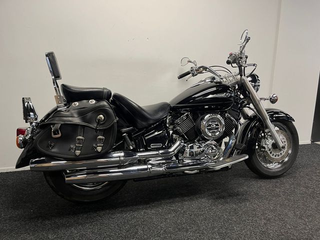yamaha - xvs-1100-a-dragstar-classic