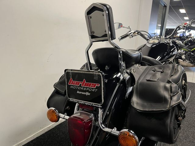yamaha - xvs-1100-a-dragstar-classic