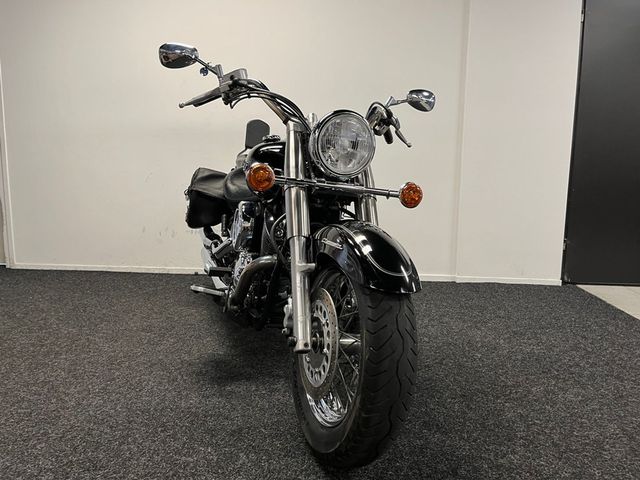 yamaha - xvs-1100-a-dragstar-classic