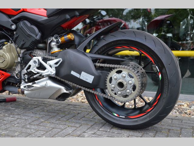 ducati - streetfighter-v4s