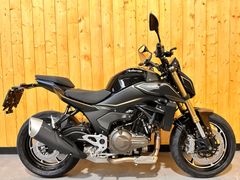 Qjmotor SRK 550 2026 nieuw – foto 1 van 26