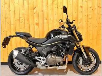 Qjmotor SRK 550 2026 nieuw