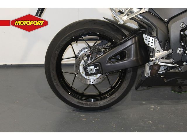 honda - cbr-600-rr