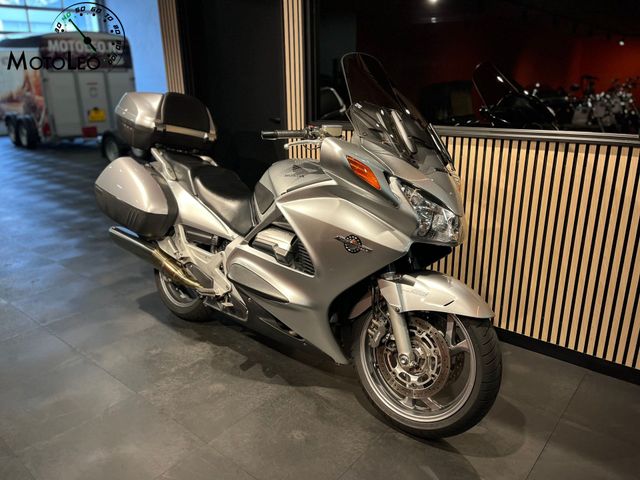 honda - st-1300-pan-european