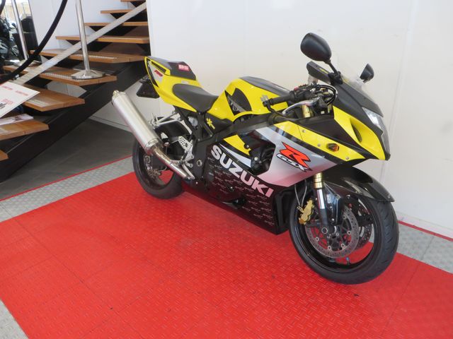 suzuki - gsx-r-750