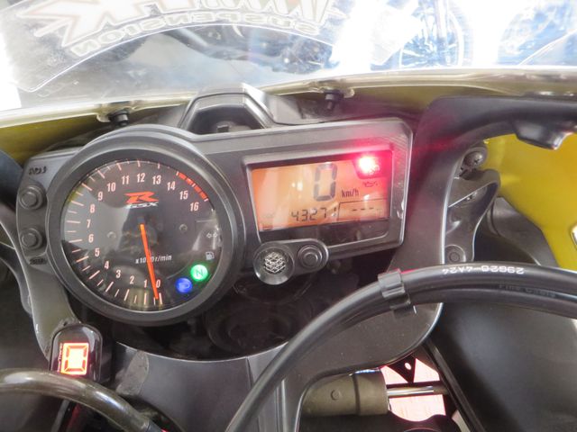 suzuki - gsx-r-750