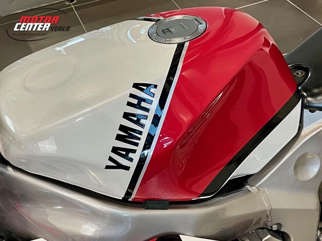 yamaha - fzr-400-rr