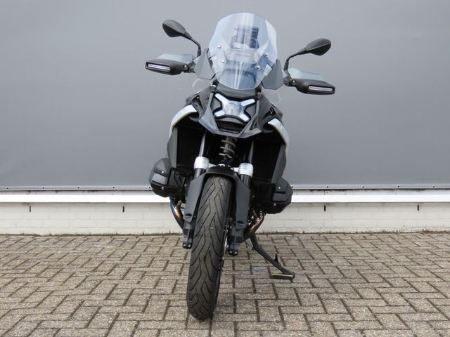 bmw - r-1300-gs