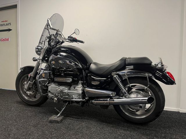 triumph - rocket-iii