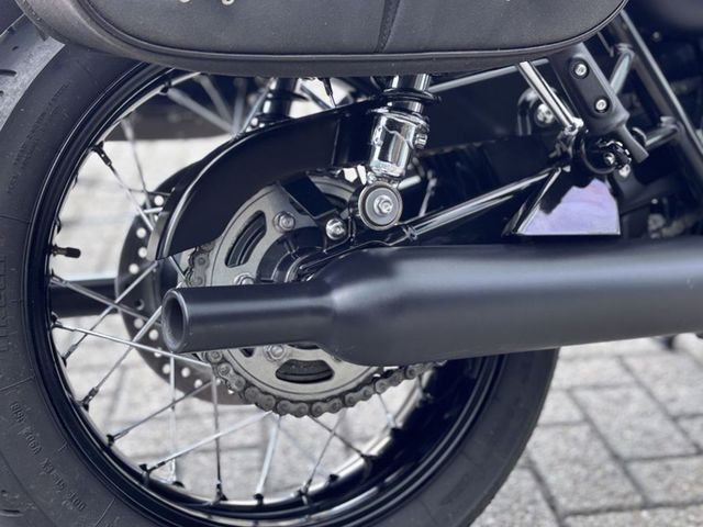 triumph - bonneville-t-100-black