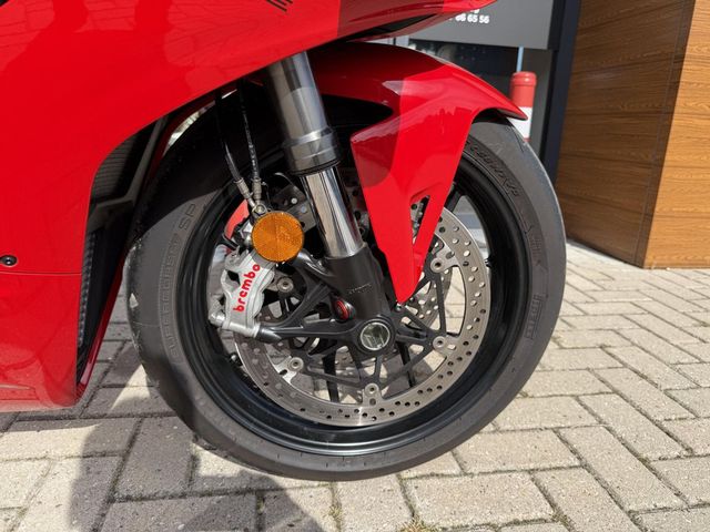 ducati - panigale-v4