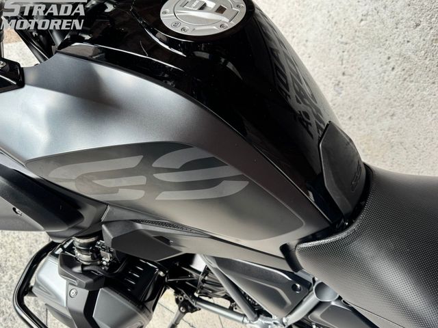 bmw - r-1250-gs-triple-black