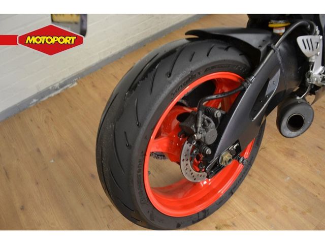 suzuki - gsx-r-750