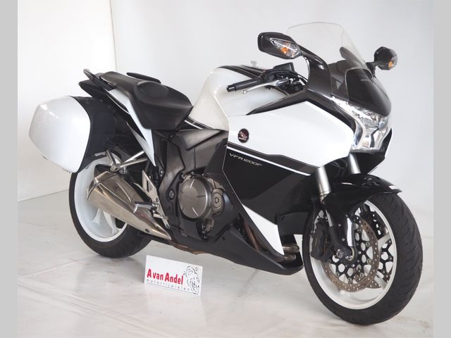 honda - vfr-1200-f