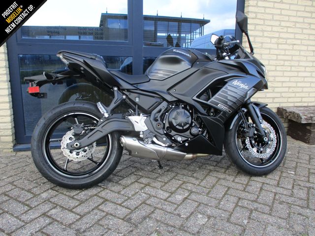 kawasaki - ninja-650