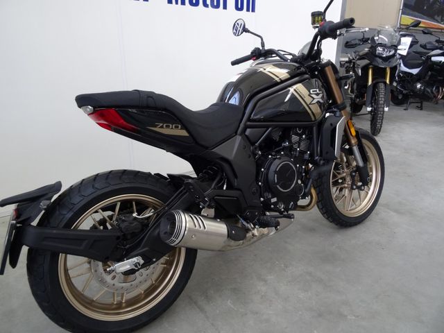 cfmoto - 700-cl-x-heritage
