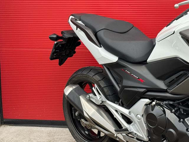 honda - nc-750-x-abs
