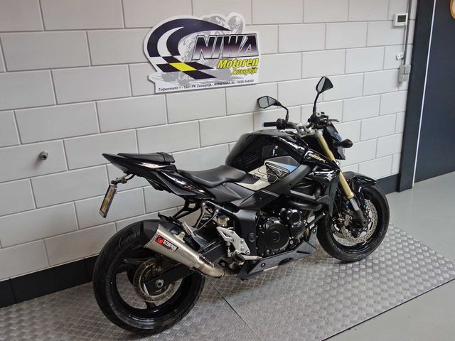 suzuki - gsr-750-a