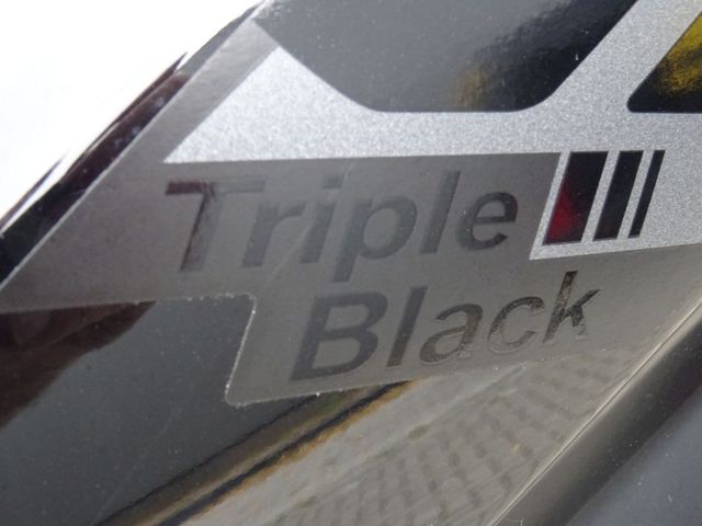 bmw - r-1300-gs-triple-black