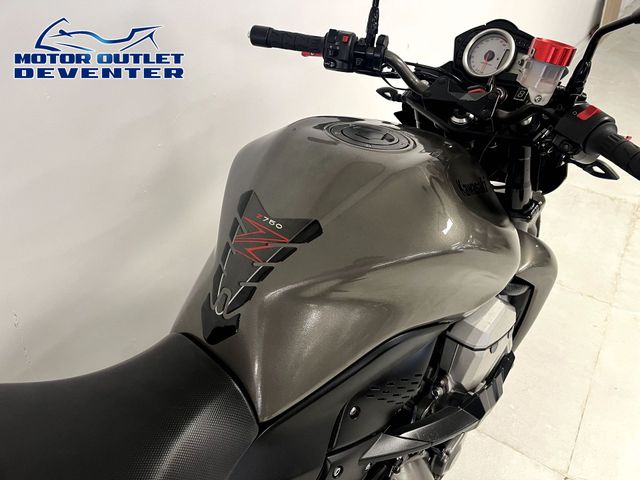 kawasaki - z-750