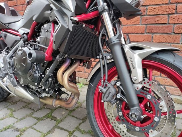 kawasaki - z650