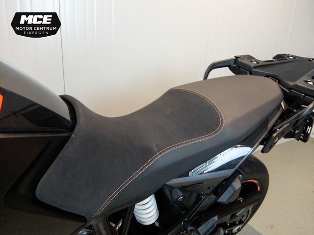 ktm - 1290-super-adventure-s
