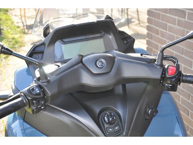 yamaha - tricity-300