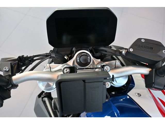 bmw - f-900-r