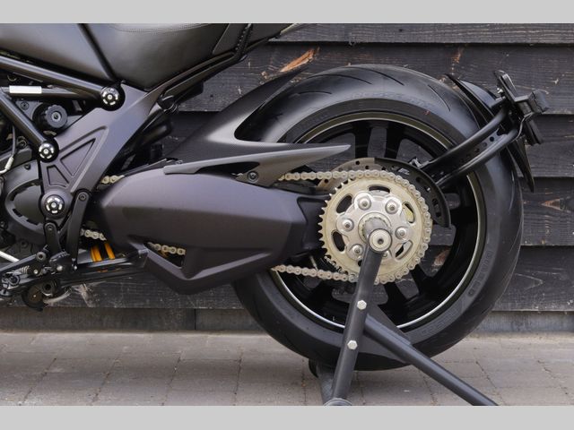 ducati - diavel-carbon