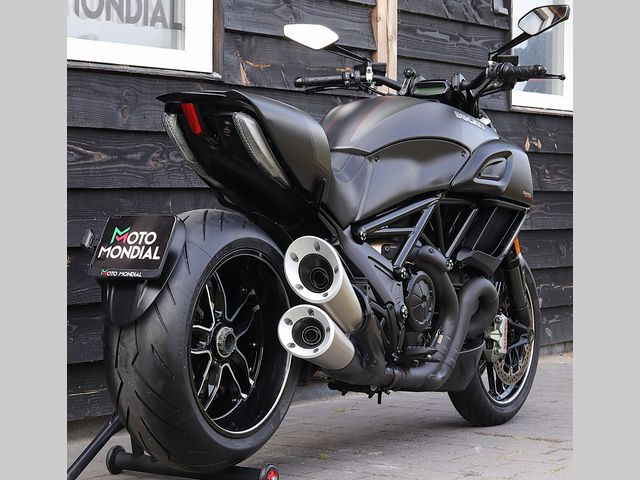 ducati - diavel-carbon