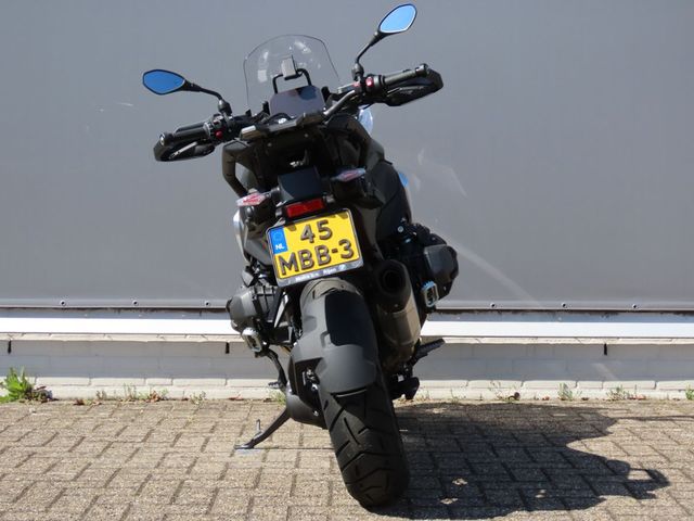 bmw - r-1300-gs