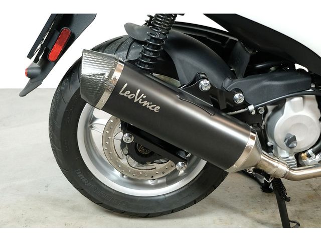 piaggio - beverly-350-sport