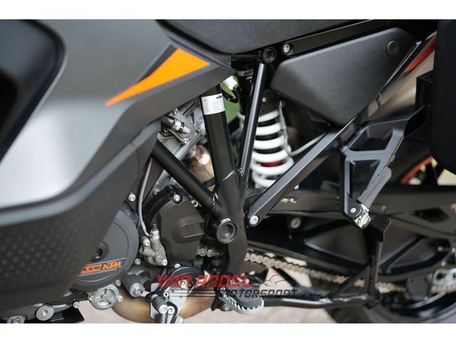 ktm - 1290-super-adventure-s