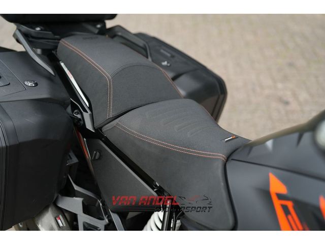 ktm - 1290-super-adventure-s