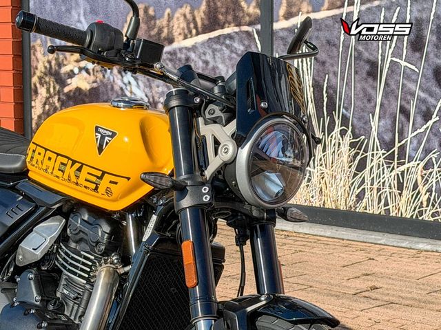 triumph - tracker-400