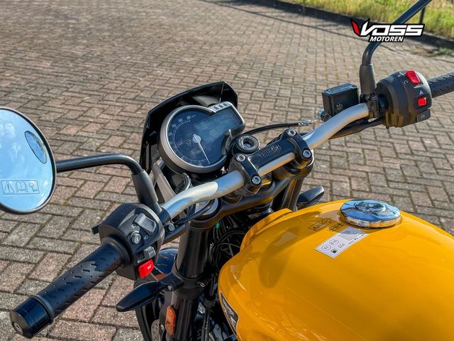 triumph - tracker-400