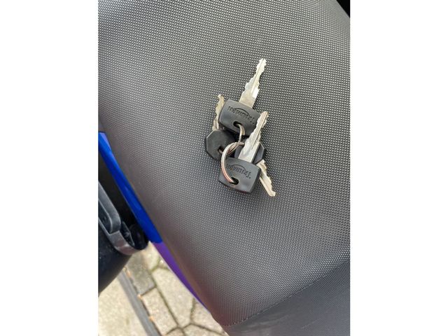 triumph - sprint-st-1050-abs