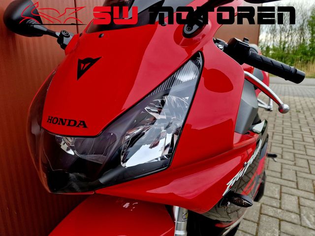 honda - cbr-900-rr-fireblade