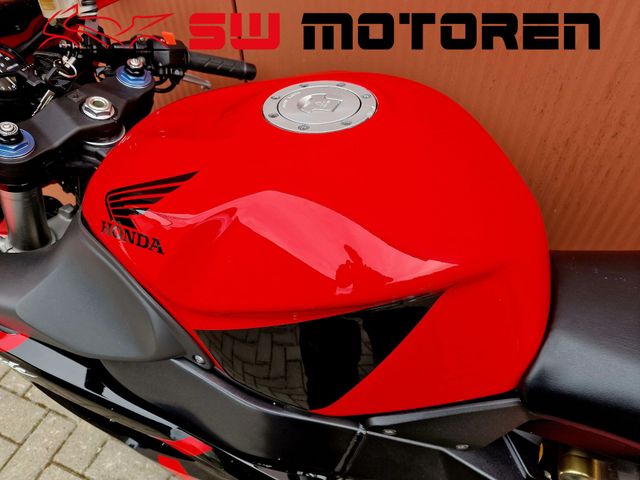 honda - cbr-900-rr-fireblade