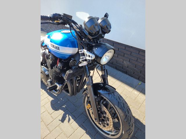 yamaha - xjr-1300