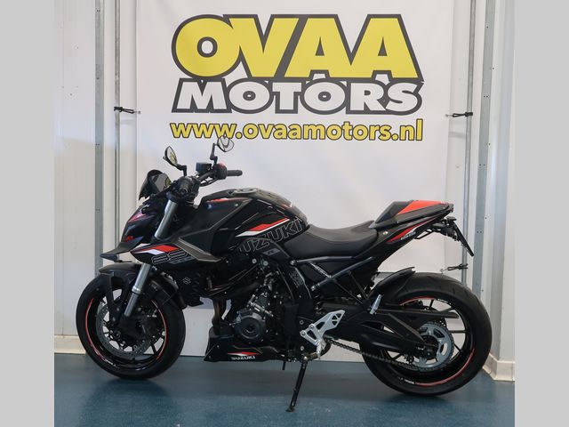 suzuki - gsx-8s